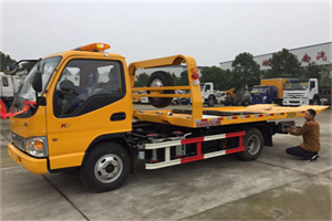 红古哪里有拖车服务